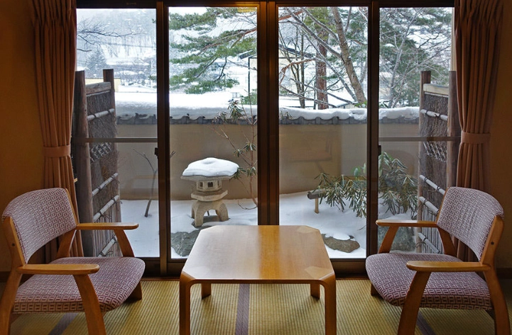 日本溫泉旅遊