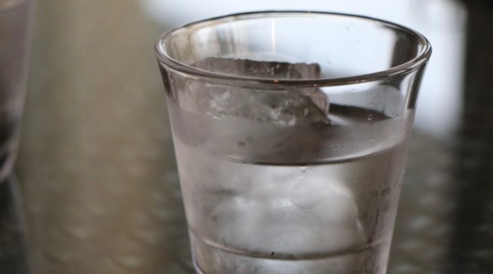 冰水肚子痛急救