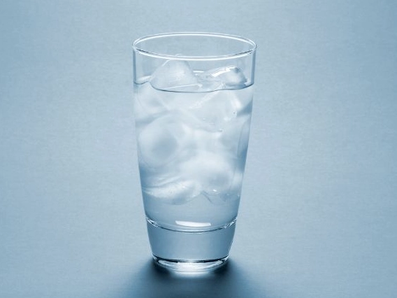 腸胃敏感喝冰水