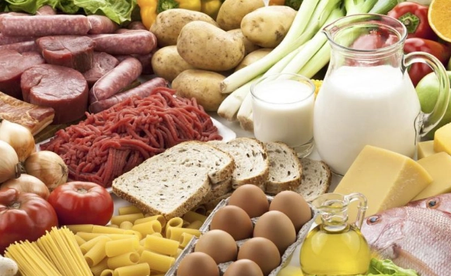 吃對關鍵營養素！提高免疫力食物清單與三餐搭配全攻略