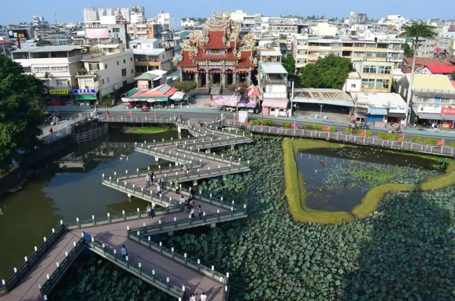 龍虎塔