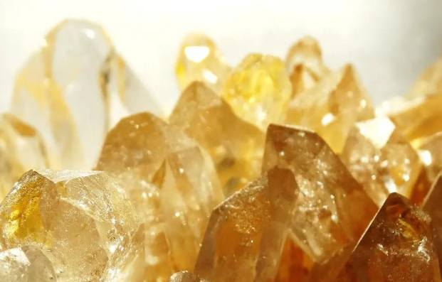 黃水晶功效 黃水晶功效