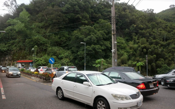 三峽餐廳停車 三峽餐廳停車