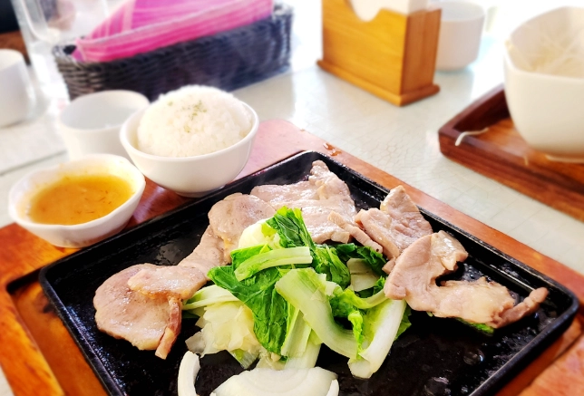 泰安觀止附近美食